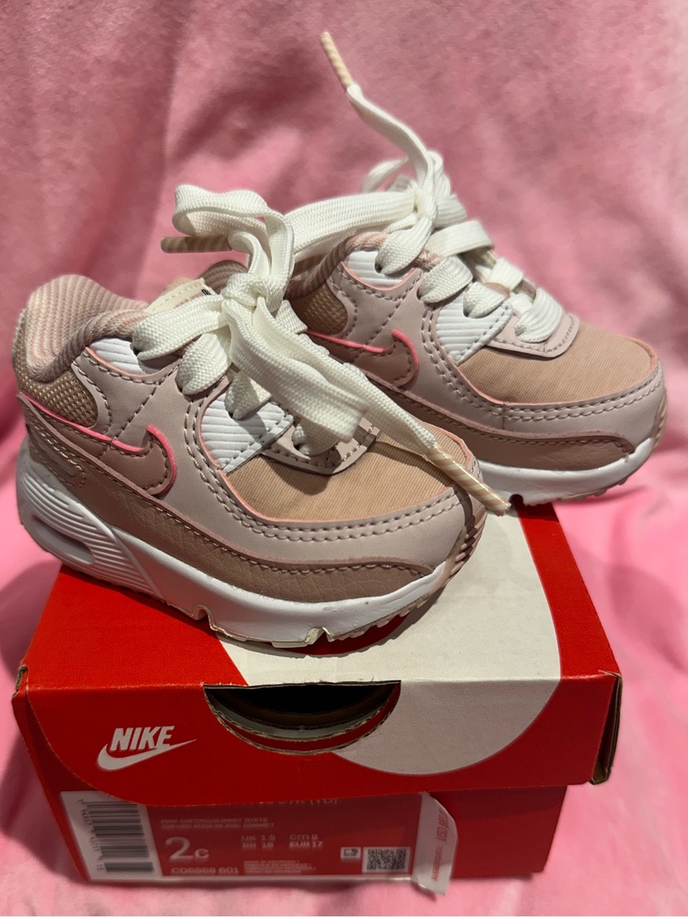Nike Kids Light Pink and White Sneakers with Pink Swoosh